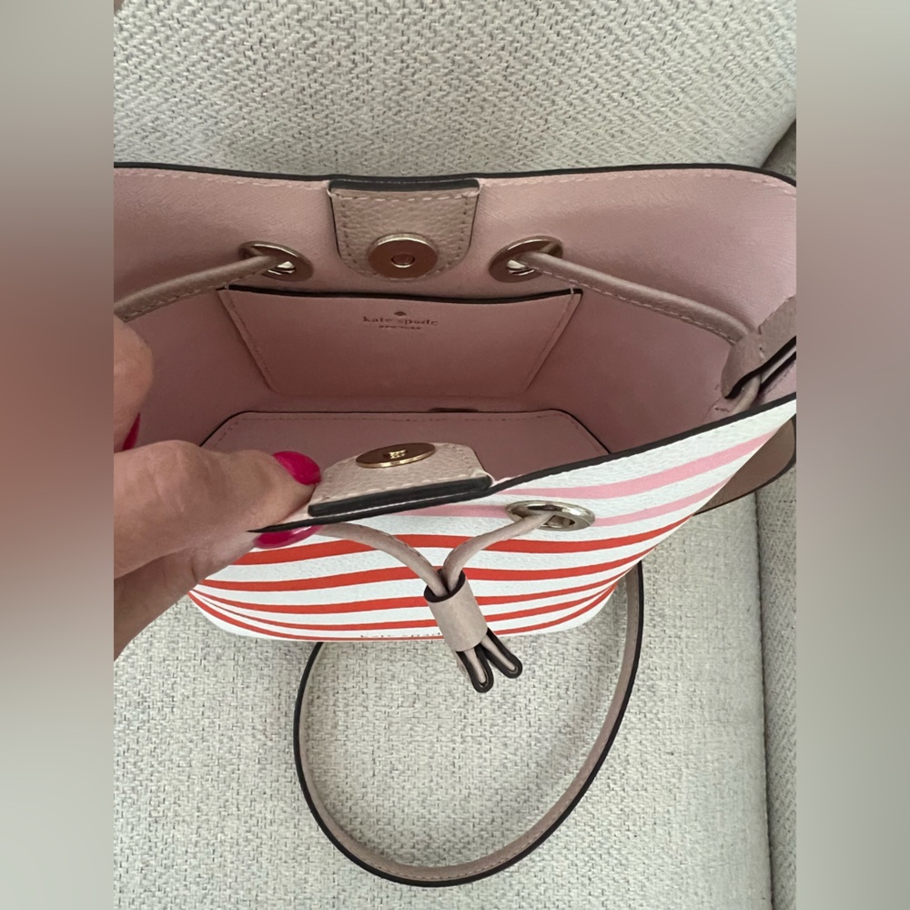 Kate Spade Striped handbag - Picture 3 of 7